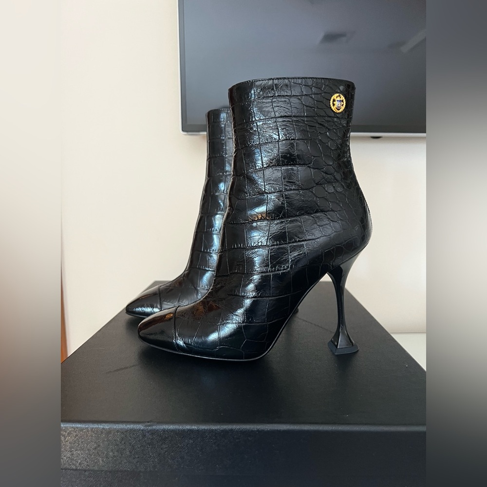 Chanel Heeled Boots Pre Fall 2019 Collection